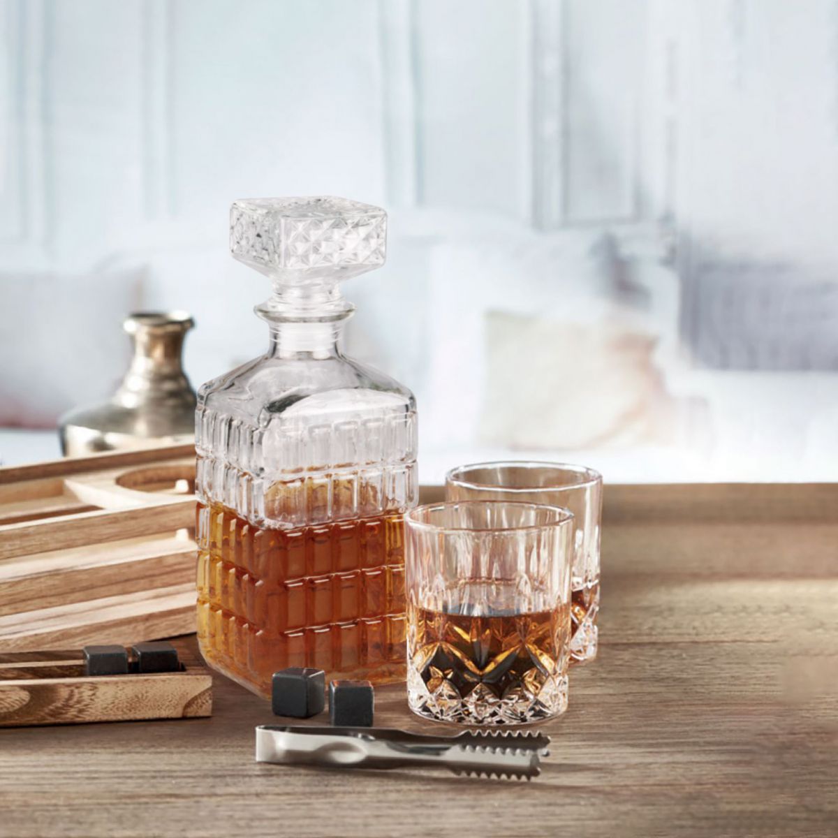 1L glass Bottle Spirits whisky brandy rum 9x9x24cm