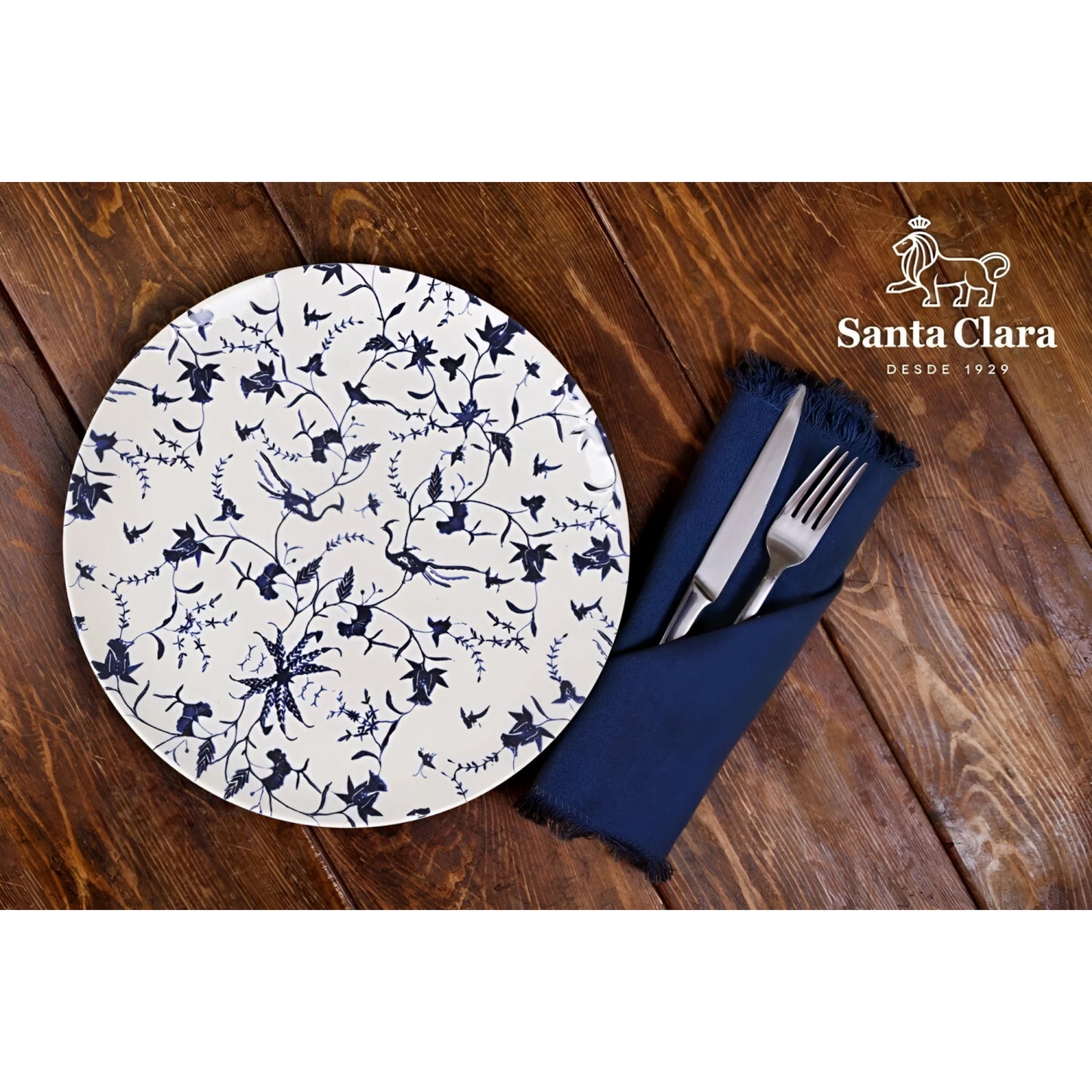 Tuile 26cm Santa Clara blue and white floral embossed stoneware dinner plate