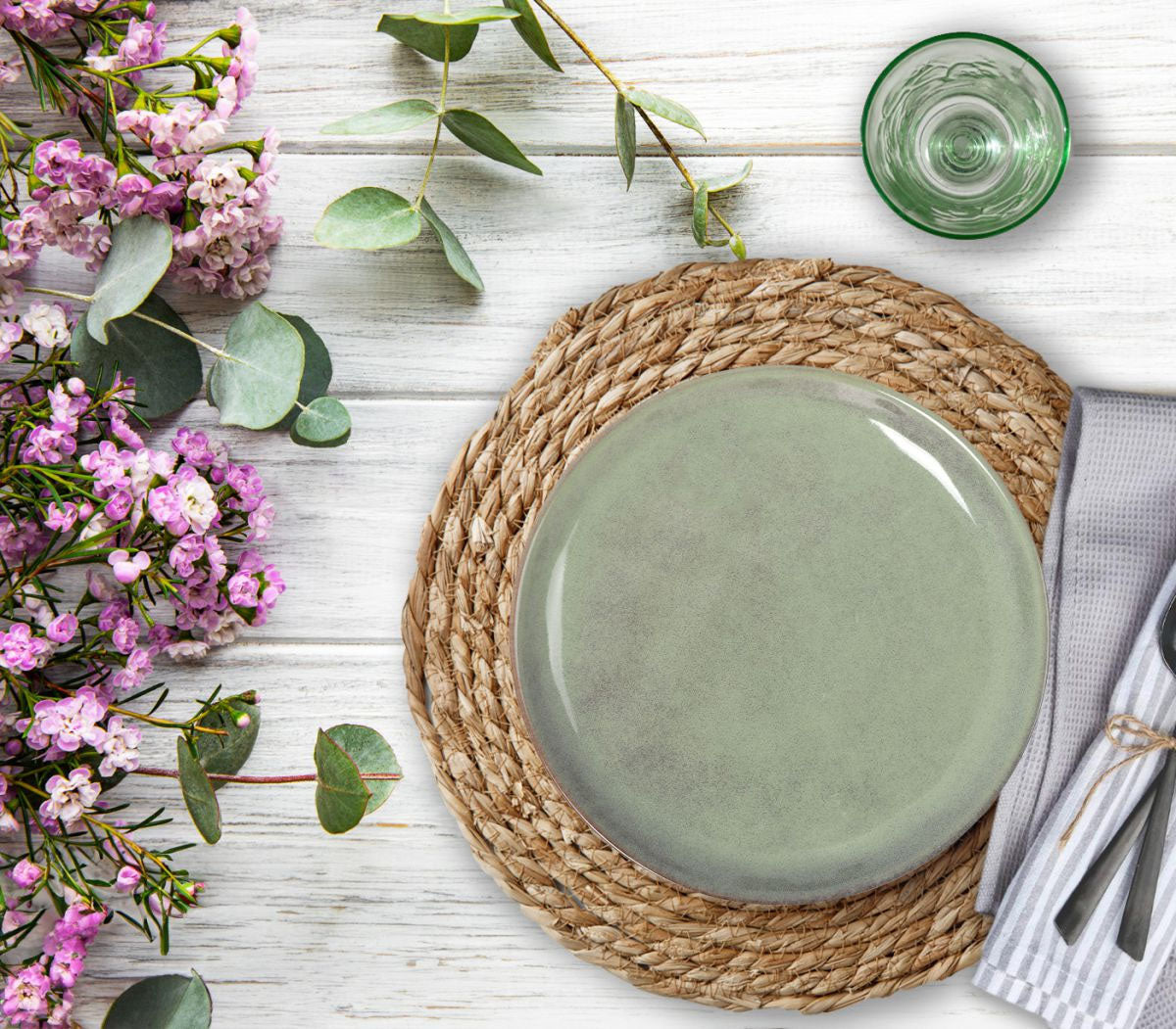 Macarella Green 14.5x8cm Bowl Irregular Shape Stoneware 650ml