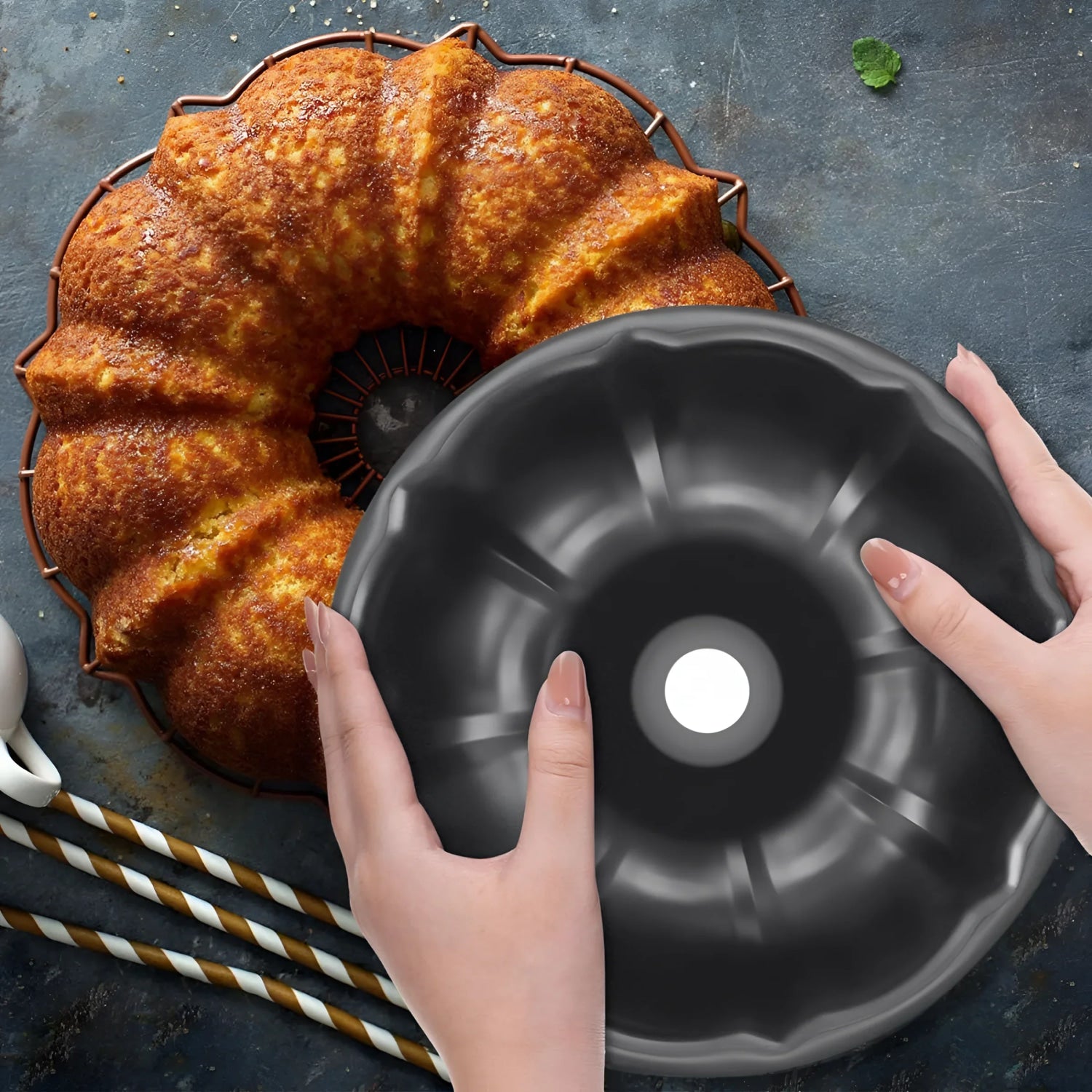 Quttin fluted mould ring tin cake 25.5x8cm Carbon Steel Non stick coating