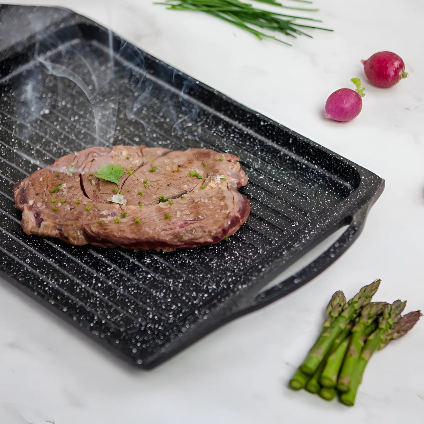 Black speckled cast iron Quttin grill pan, ribbed non-stick 42x27cm